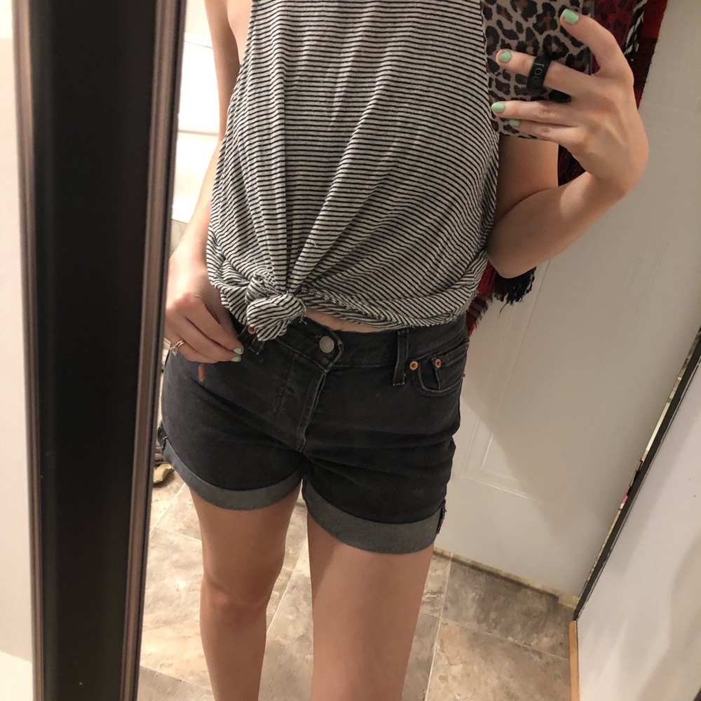 Tank top! Black and white striped